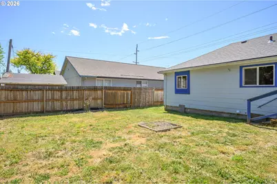 329 SW Harrison St, Sheridan, OR 97378 - Photo 36