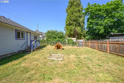 329 SW Harrison St, Sheridan, OR 97378 - Photo 34