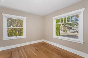 8316 SE Raymond Ct, Portland, OR 97266 - Photo 10