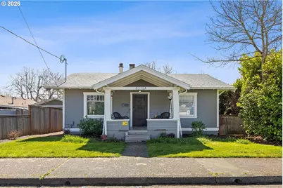 8316 SE Raymond Ct, Portland, OR 97266 - Photo 2