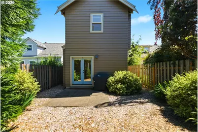 3823 NE 72nd Ave, Portland, OR 97213 - Photo 36