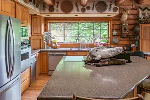 1138 Yokum Rd, Riddle, OR 97469 - Photo 10