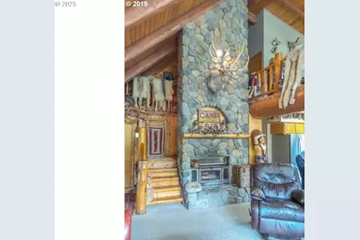 1138 Yokum Rd, Riddle, OR 97469 - Photo 6