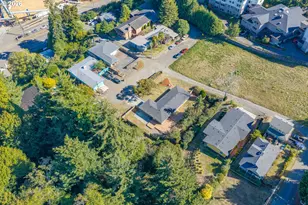 3726 Stanton Ave, North Bend, OR 97459 - Photo 4
