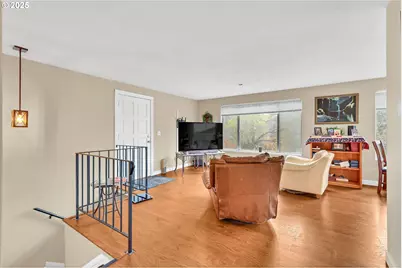 3605 SW Texas St, Portland, OR 97219 - Photo 6