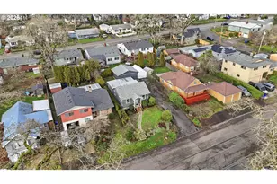 650 E Fairfield St, Gladstone, OR 97027 - Photo 34