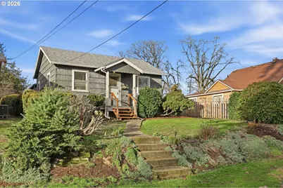 650 E Fairfield St, Gladstone, OR 97027 - Photo 2