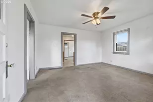 650 E Fairfield St, Gladstone, OR 97027 - Photo 4