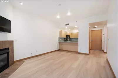 300 W 8th St #220, Vancouver, WA 98660 - Photo 6