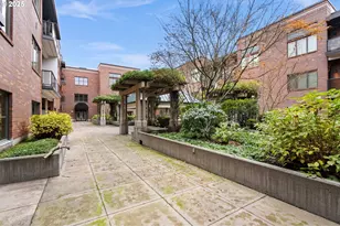 300 W 8th St, Vancouver, WA 98660 - Photo 28