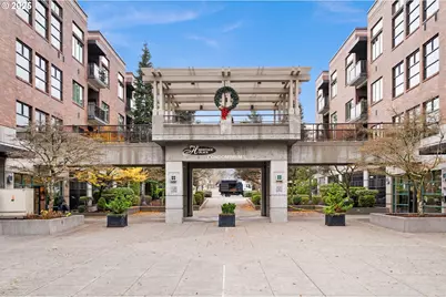 300 W 8th St #220, Vancouver, WA 98660 - Photo 2