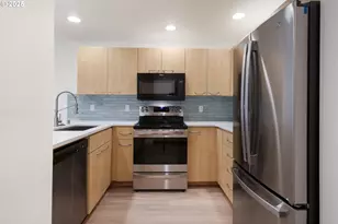 300 W 8th St, Vancouver, WA 98660 - Photo 10