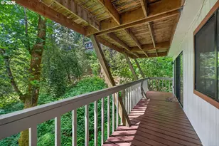 4131 SW Chesapeak Ave, Portland, OR 97239 - Photo 34