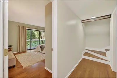 4131 SW Chesapeak Ave, Portland, OR 97239 - Photo 28