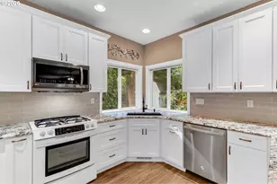 10900 NE 26th Ave, Vancouver, WA 98686 - Photo 12
