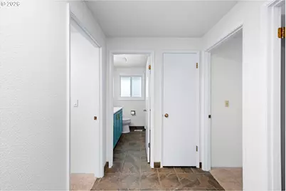 12935 SW Hanson Rd, Beaverton, OR 97008 - Photo 28