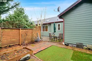 1630 38th Loop, Florence, OR 97439 - Photo 34