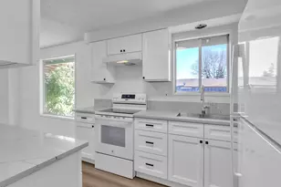 4974 Nina Ave SE, Salem, OR 97302 - Photo 12