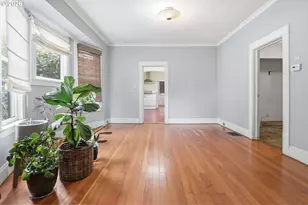 334 SE 78th Ave, Portland, OR 97215 - Photo 8
