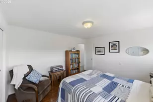 1542 Meade St, North Bend, OR 97459 - Photo 32