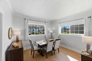 1542 Meade St, North Bend, OR 97459 - Photo 6