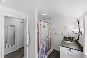 1542 Meade St, North Bend, OR 97459 - Photo 30