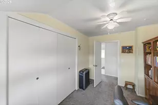 1542 Meade St, North Bend, OR 97459 - Photo 28