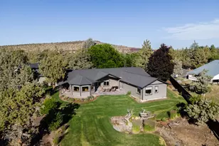 4101 NW 21st St, Redmond, OR 97756 - Photo 8