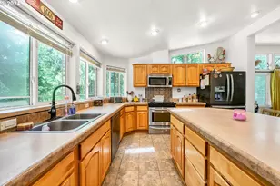92705 Two Lks Ln, Blachly, OR 97412 - Photo 8