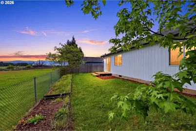 16002 NE 47th St, Vancouver, WA 98682 - Photo 2