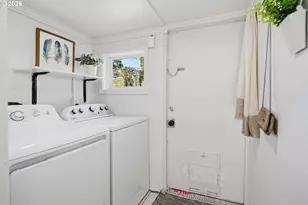 1523 NE 12th St, Lincoln City, OR 97367 - Photo 22