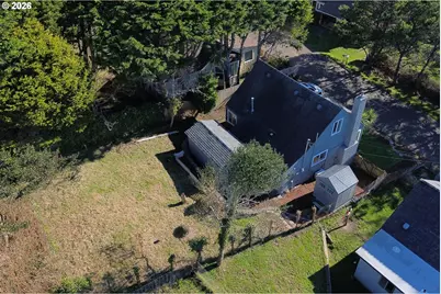 1523 NE 12th St, Lincoln City, OR 97367 - Photo 34