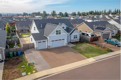 559 SE Palomino St, Sublimity, OR 97385 - Photo 2