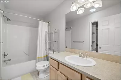1334 NE 118th Ave, Portland, OR 97220 - Photo 24
