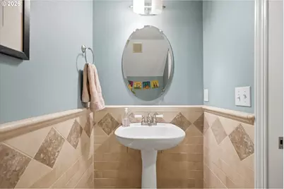1334 NE 118th Ave, Portland, OR 97220 - Photo 16