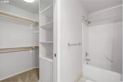 1334 NE 118th Ave, Portland, OR 97220 - Photo 26