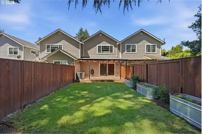 1334 NE 118th Ave, Portland, OR 97220 - Photo 36