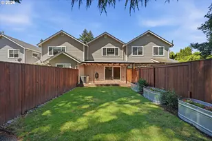 1334 NE 118th Ave, Portland, OR 97220 - Photo 36