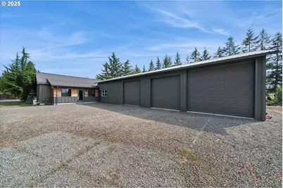 27200 S Barlow Rd, Canby, OR 97013 - Photo 42