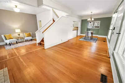 663 Harrison Ave, Astoria, OR 97103 - Photo 8