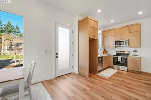 7332 SE Bybee Blvd, Portland, OR 97206 - Photo 4