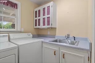 450 NW Ponderosa Ave, Corvallis, OR 97330 - Photo 14