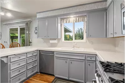 450 NW Ponderosa Ave, Corvallis, OR 97330 - Photo 20