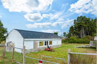 87905 Astor Ln, Bandon, OR 97411 - Photo 10