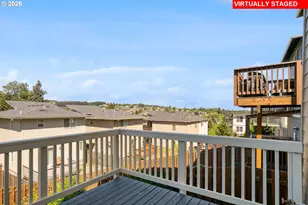 853 NW Crouchen St, Salem, OR 97304 - Photo 34