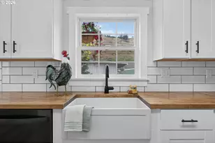 407 S Canyon Blvd, John Day, OR 97845 - Photo 4