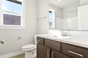 2213 E Juniper Cir, La Center, WA 98629 - Photo 22