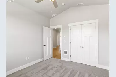 2213 E Juniper Cir #17, La Center, WA 98629 - Photo 20