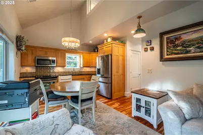 1499 Ginkgo Ct, Bandon, OR 97411 - Photo 10