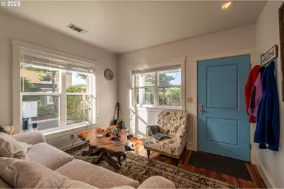 1499 Ginkgo Ct, Bandon, OR 97411 - Photo 6